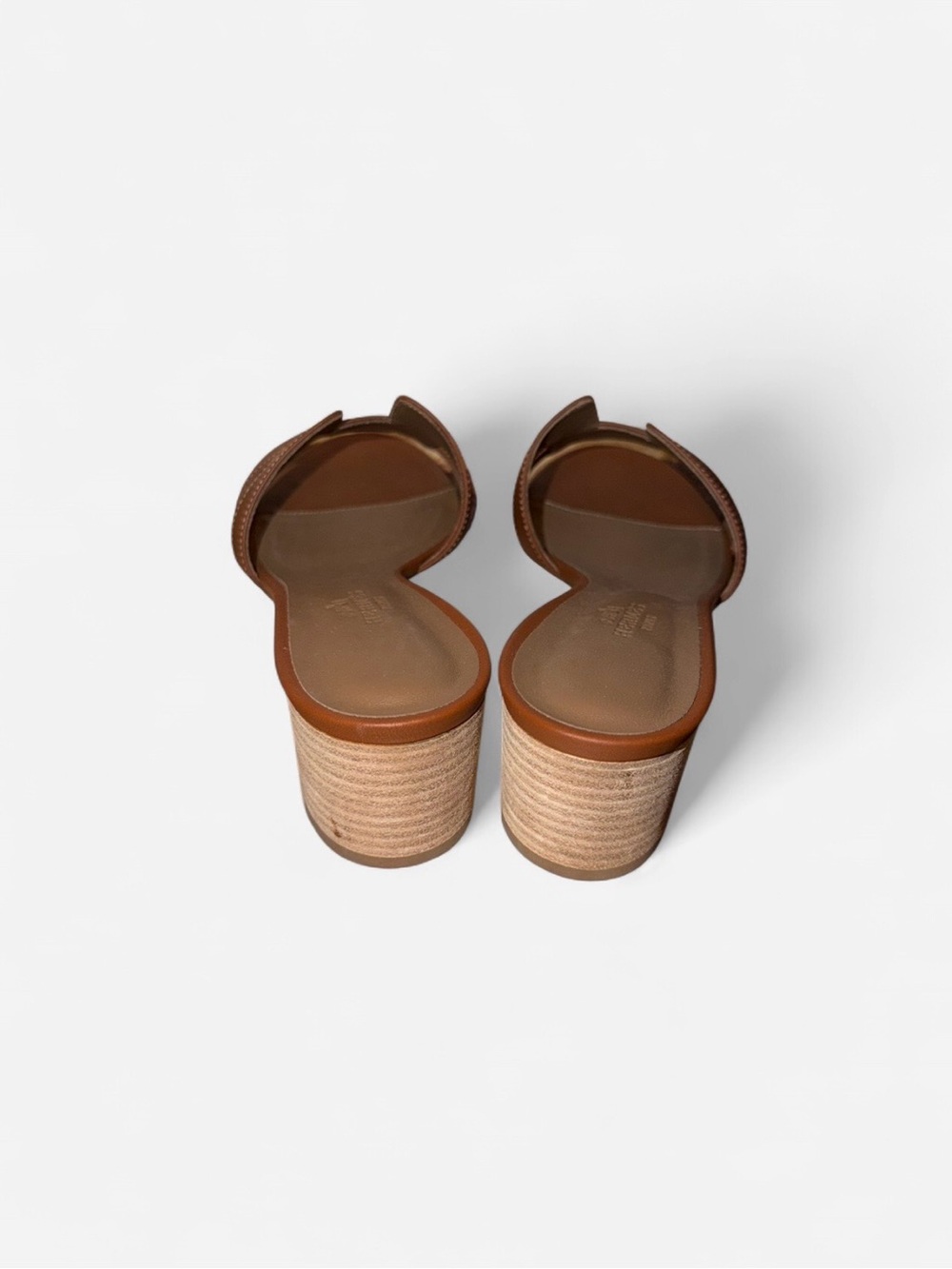 Hermés Oasis Sandal - Picture 3 of 5
